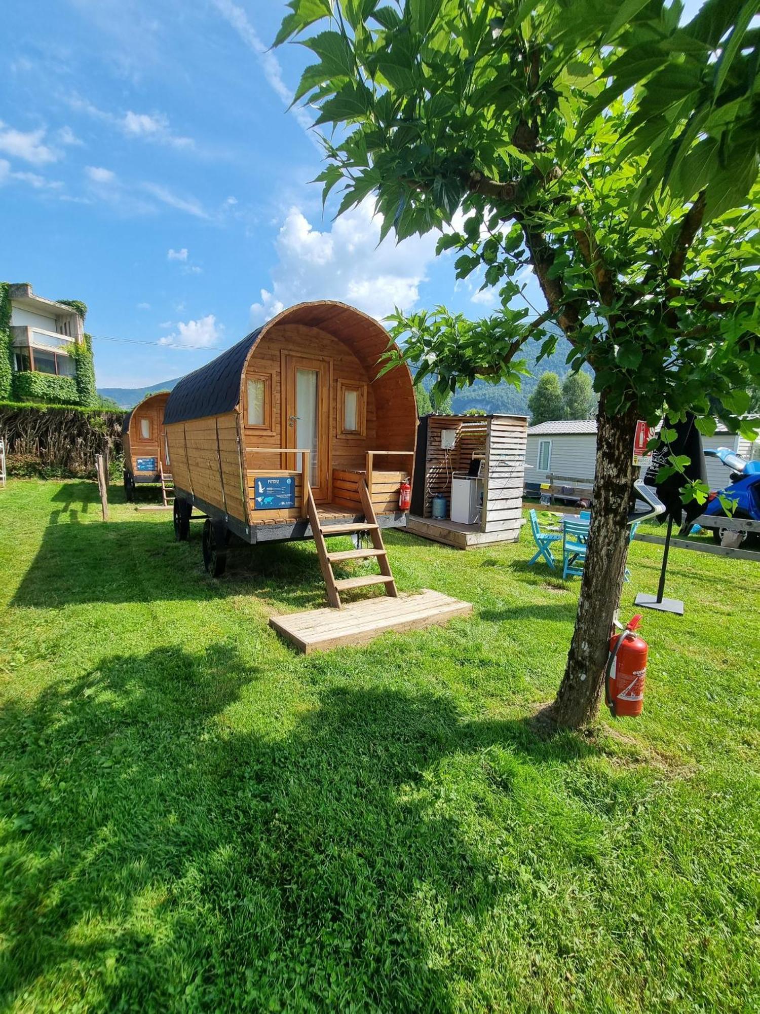 Camping Le Hameau Des Pecheurs Hotel Novalaise Værelse billede